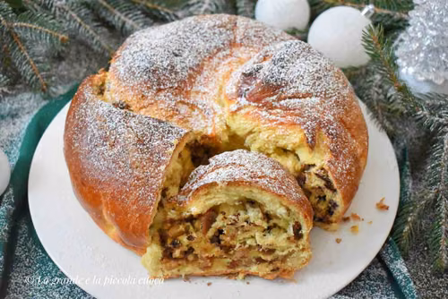 Gubana - drożdżowa babka z bakaliami z Friuli