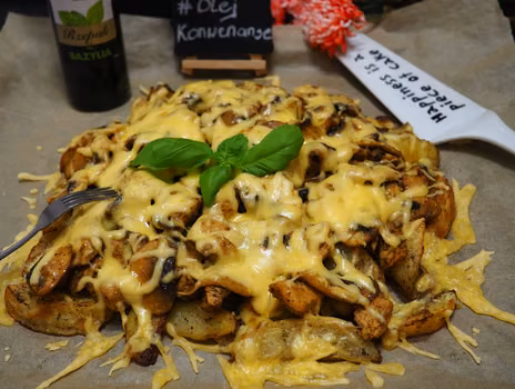 PIECZONE ZIEMNIAKI Z POSYPKĄ