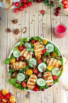 Sałatka z grillowanym serem halloumi - Cytrynowa Babeczka