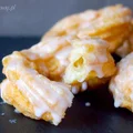 Pączki hiszpańskie z lukrem rumowym