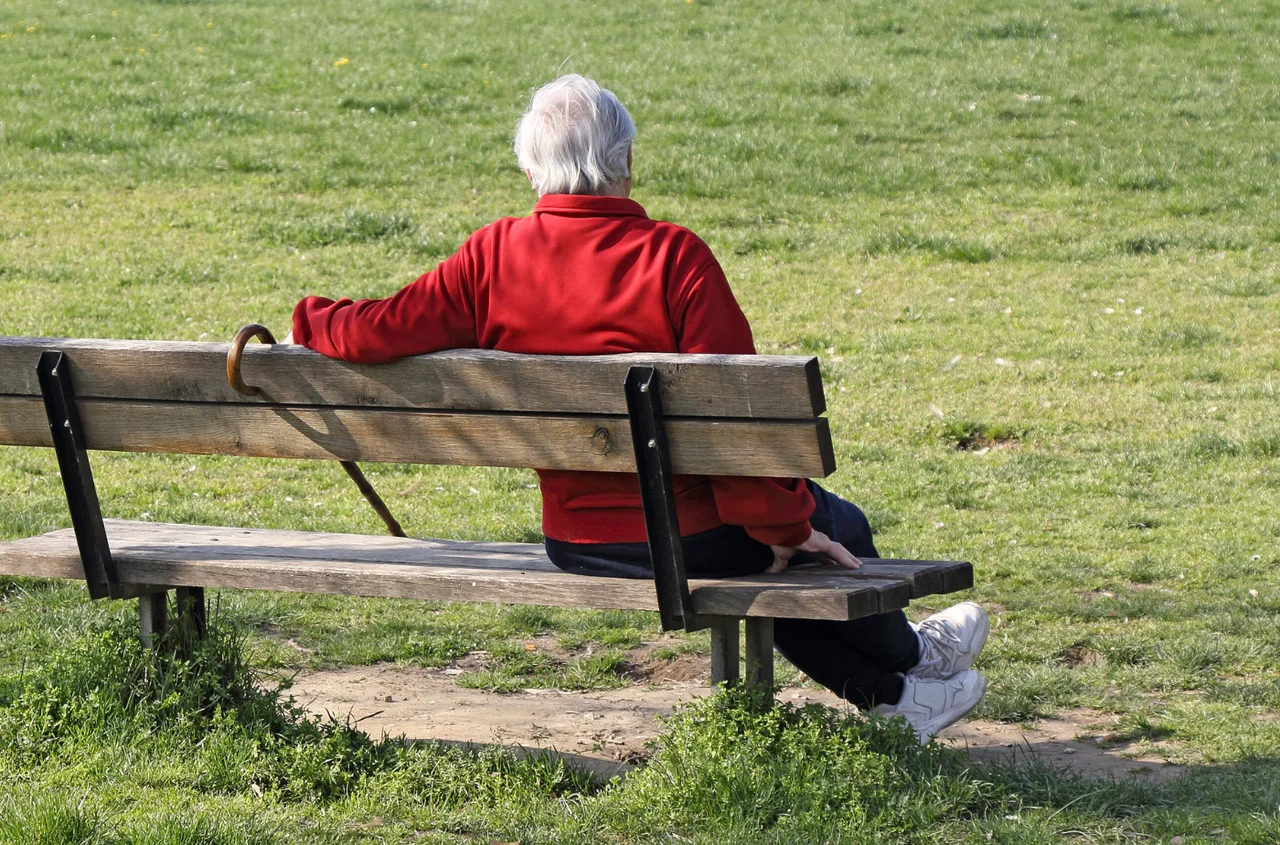 Podwyżka dla 8 mln Polaków! O tyle mogą wzrosnąć emerytury, renty i dodatki - jest decyzja rządu!