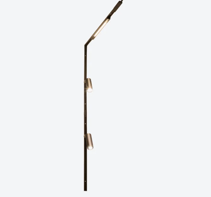 Zdjęcie Ta lampa na szynie z Action za 65 zł odmieni mały ciemny pokój! Industrialny look i regulacja pilotem zrobi mega nastój #4