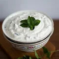 Sos jogurtowo- miętowy do dań z grilla
