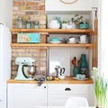 Półki w kuchni - pomysłowy kącik