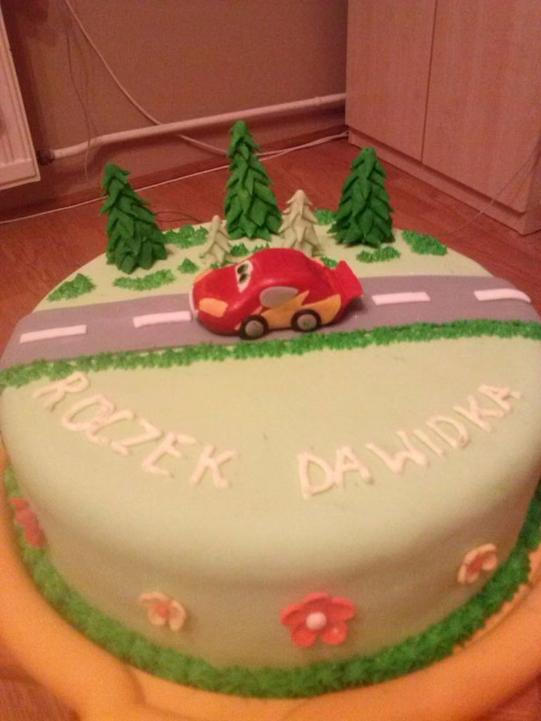 Tort urodzinowy
