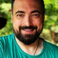 Tomasz Sekielski ubrał swoje stare spodnie. Zdjęcie to dowód niesamowitej metamorfozy!