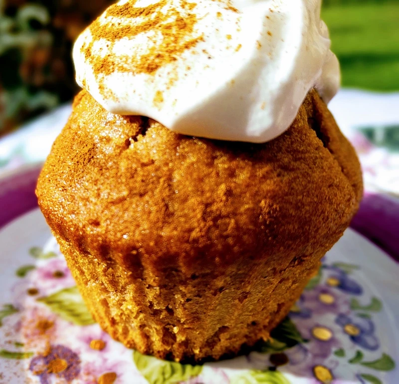 Bananowe muffinki z masłem orzechowym