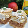 Szarlotka z duszonymi jabłkami ~