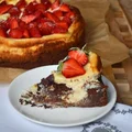 Sernikobrownie z truskawkami