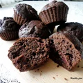 Muffinki czekoladowe z wiśniami