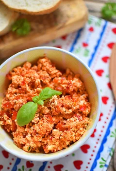Paprykowa pasta twarogowa