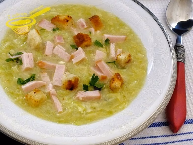 Zupa porowa z szynką