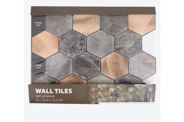 Zdjęcie Te nowe płytki z Action za 18 zł robią furorę! Tylko 15 minut, bez fachowców i brudu, a kuchnia jak nowa #2