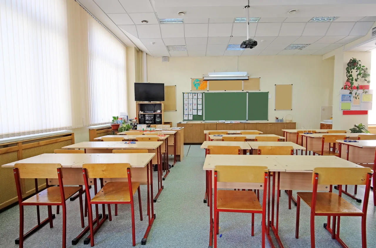 MEN planuje duże zmiany w szkołach! Nowy limit nieobecności ma wynieść 25%