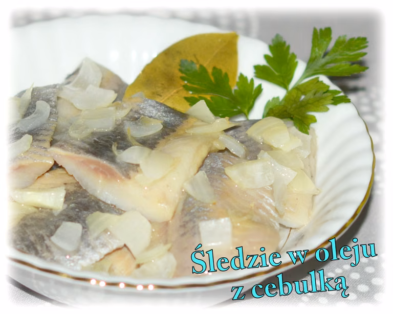 Śledź z cebulką w oleju