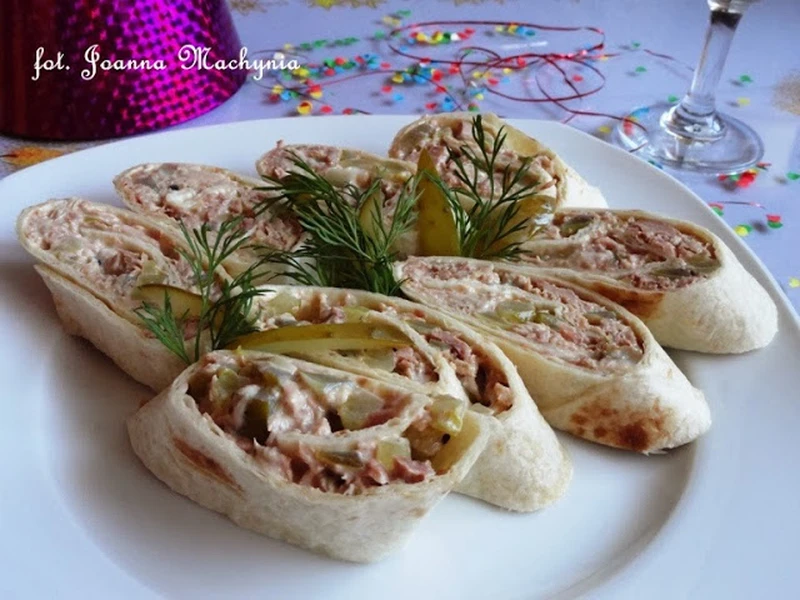 Tortilla z tuńczykiem