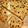Foccacia z oliwkami i rozmarynem