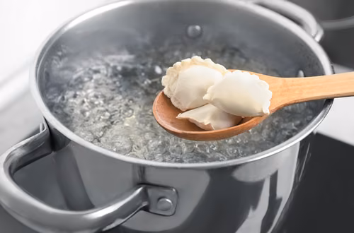 Pierogi pękają podczas gotowania? Prosty sekret, dzięki któremu wszystkie wyjdą idealne!