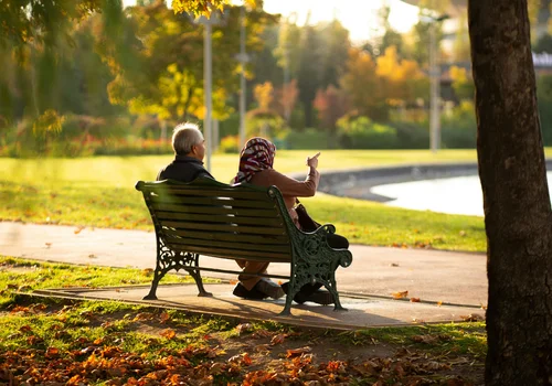 Spadek po rodzicach – czy współmałżonek ma do niego prawo? [Praktyczny poradnik z przykładami]