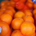 Kupujesz cytrusy? Patrz na kolor siatki – sprzedawcy stosują sprytny trik!