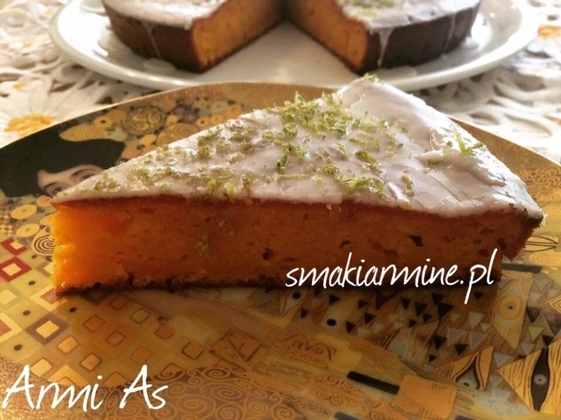 Proste ciasto marchewkowe