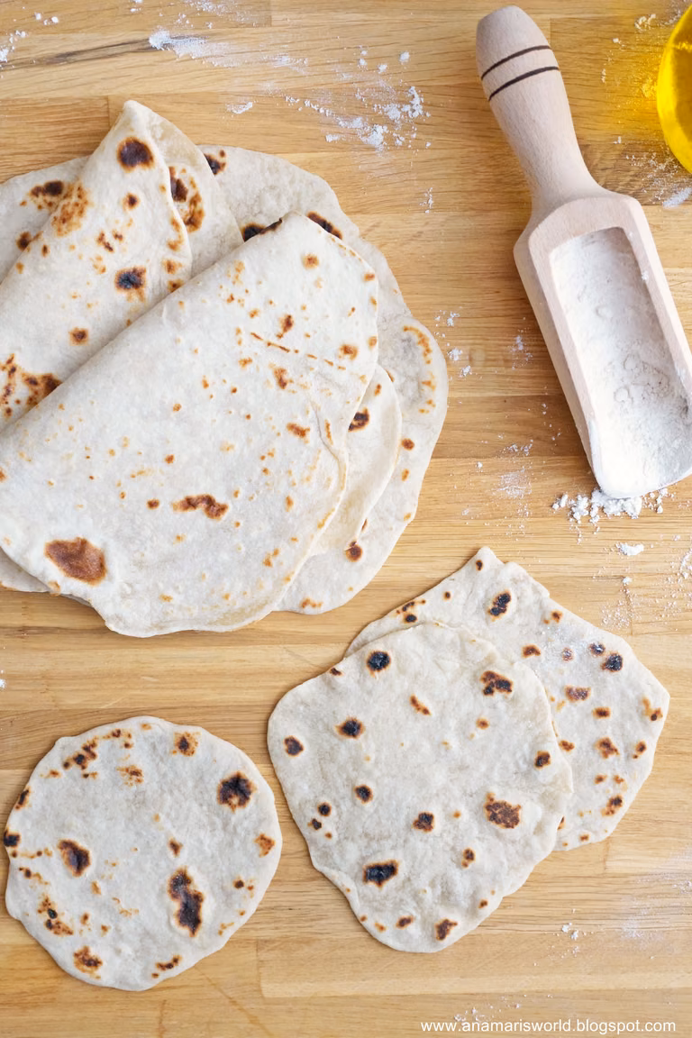 Tortilla - domowe ciasto