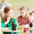 Zadania domowe wrócą!? Szefowa MEN reaguje na sytuację w szkołach!