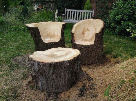 Fotel i stolik z kawałka drzewa