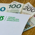 Wróciłeś zza granicy, jesteś na kwarantannie. Sprawdź, czy należy Ci się zasiłek chorobowy