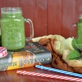 Zielony koktajl z wyraźną nutą kiwi