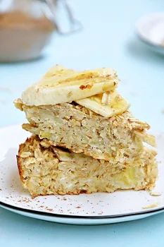Pieczona owsianka bananowa