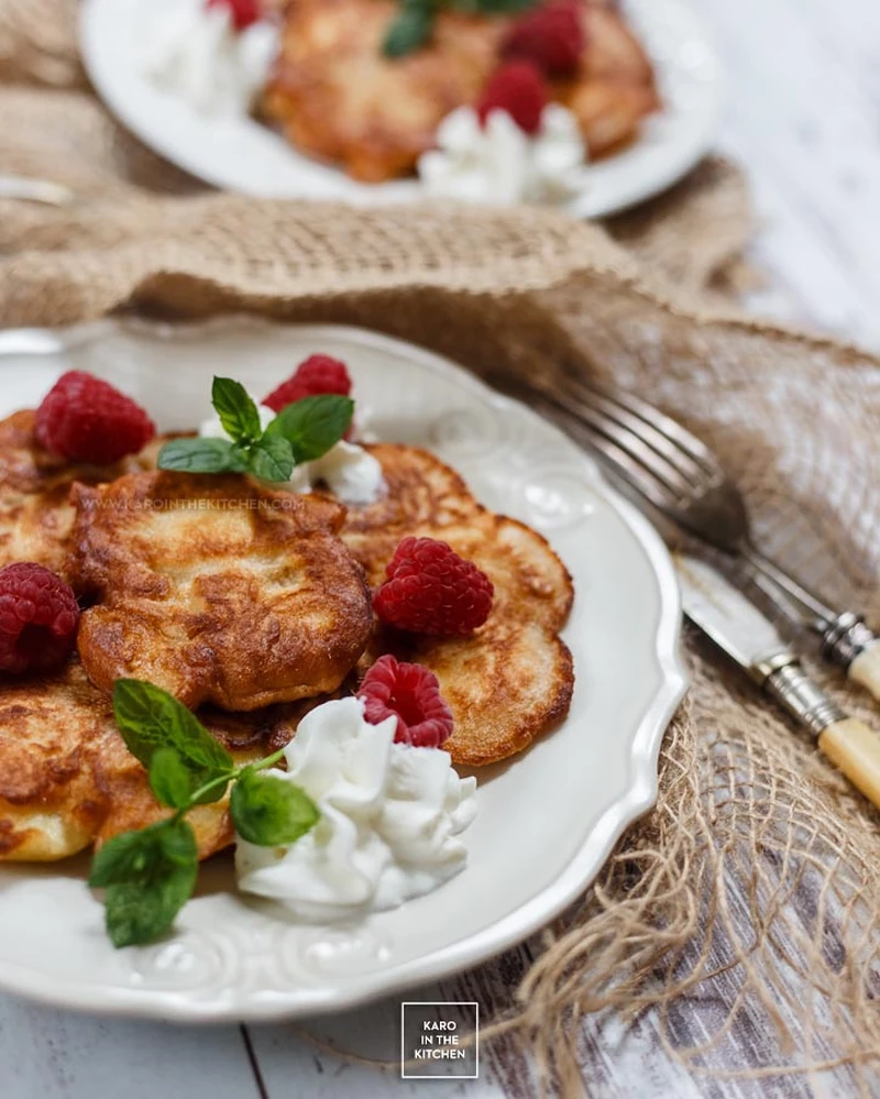 Puszyste i delikatne placki z jabłkami