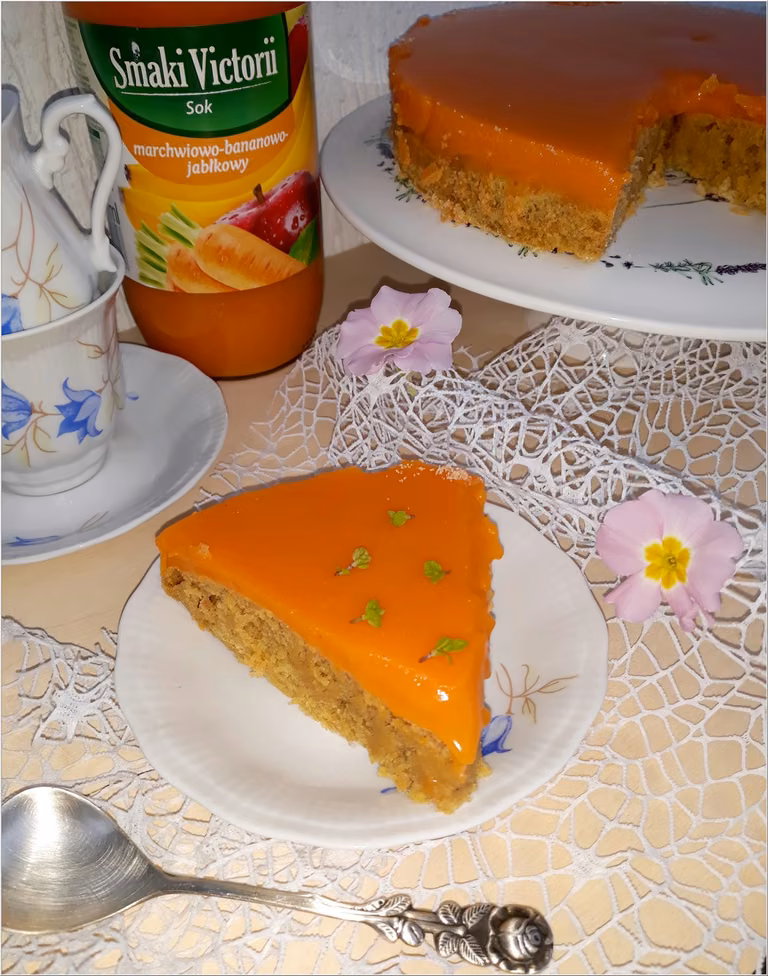 Ciasto marchewkowo-jabłkowe z kremem marchewkowym