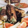 Kebab z grilla na patyku