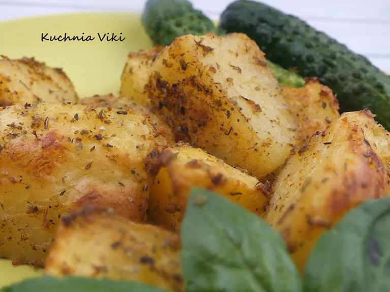 Aromatyczne pieczone ziemniaki