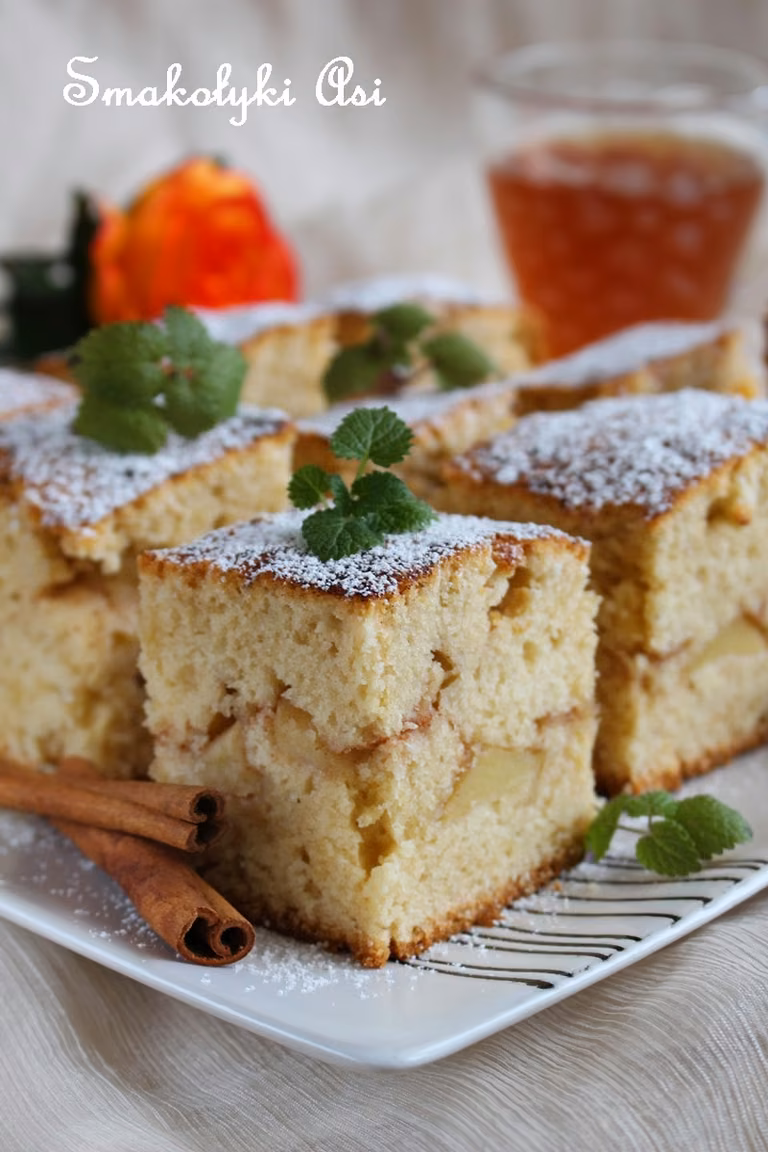 Ciasto cynamonowe z jabłkami