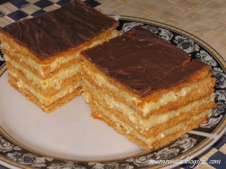 Tort serowo - miodowy