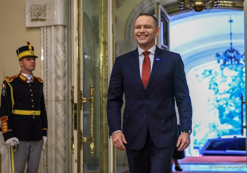 Prezydent Polski zaadoptował niedźwiedzia. Imię wywołało burzę!