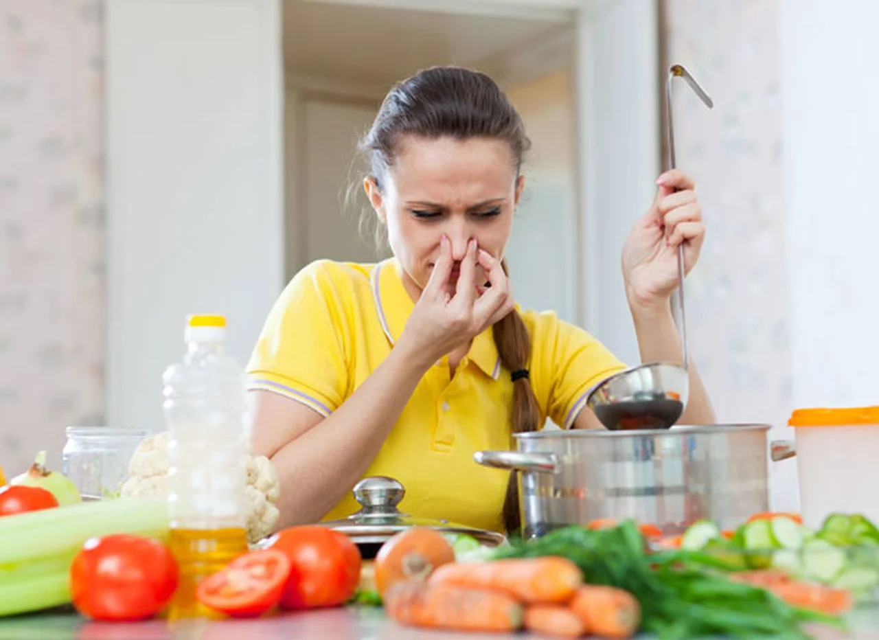 Pozbądź się nieprzyjemnego zapachu w kuchni po smażeniu!