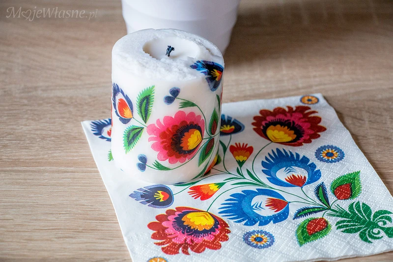 Decoupage na świecy