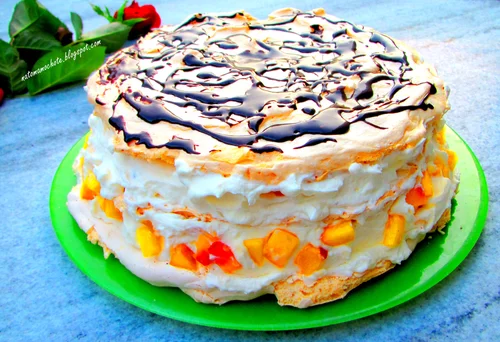 Tort Bezowy Melba