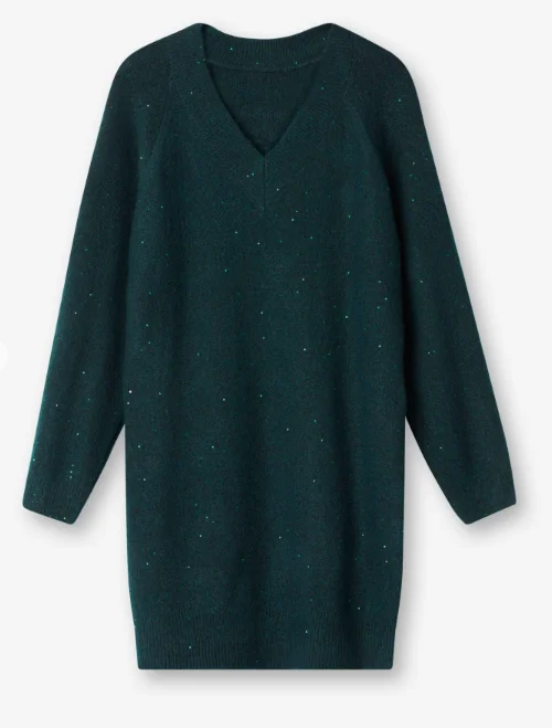 Zdjęcie Ta sweterkowa sukienka z Pepco za 60 zł zrobi wow na Święta! Zero skrępowanych ruchów i błysk, ale bez tandety #3