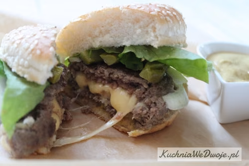 Hamburger wołowy