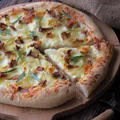Pizza biała z kurkami i ziemniakami