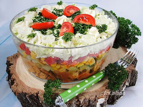 Sałatka gyros na ostro