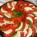 Sałatka - mozzarella z pomidorami