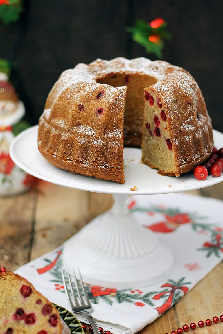 Babka z żurawiną na maślance