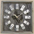 Zegar z domino