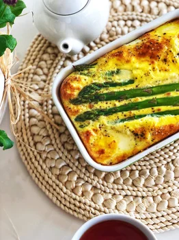 Pieczony omlet ze szparagami