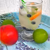 Miodowo-limonkowa woda smakowa (z całymi owocami)